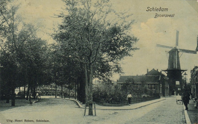 02-05 Broersvest