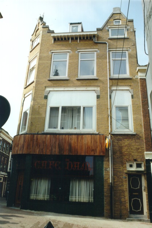 19/11 Hoogstraat (links van 159)
