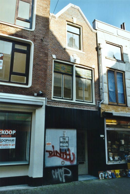52/10 Hoogstraat 152
