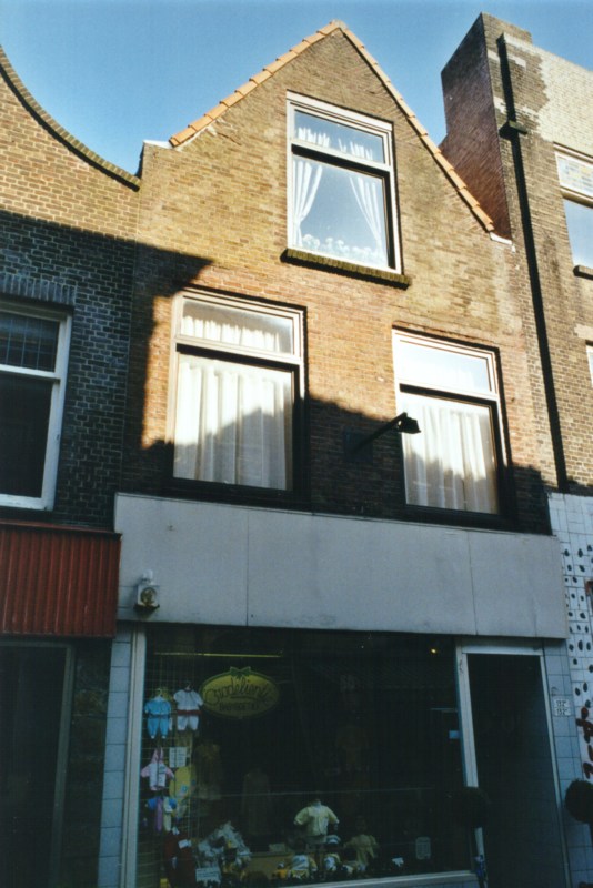 52/20 Hoogstraat 132
