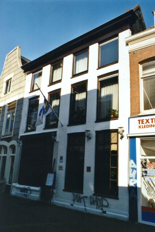 52/27 Hoogstraat 118
