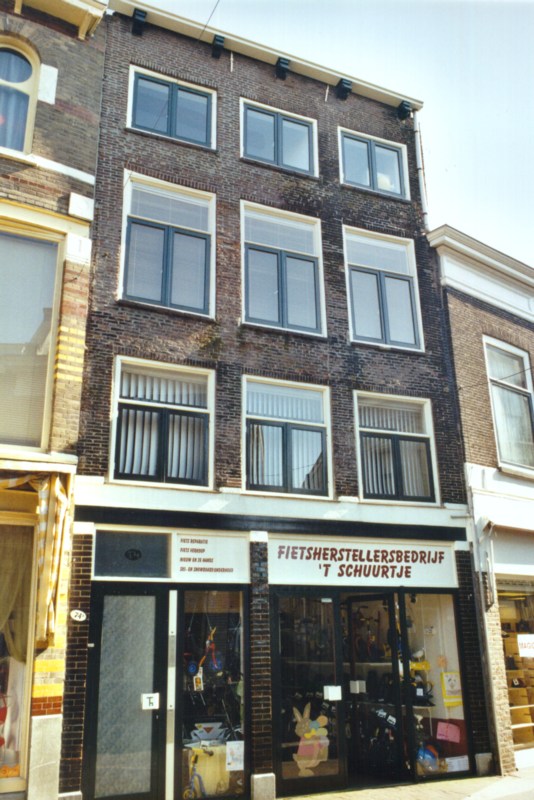 49/15 Hoogstraat 74
