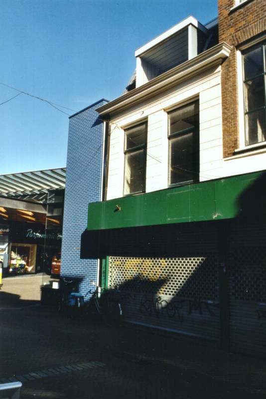 51/01 Hoogstraat 32
