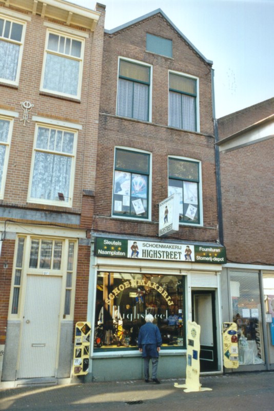 54/14 Hoogstraat 23

