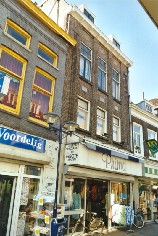 54/22 Hoogstraat 37
