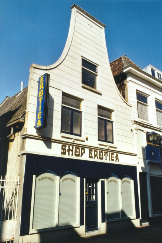 53/20 Hoogstraat 145
