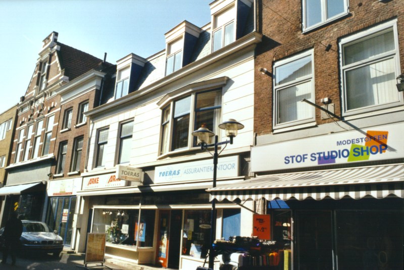 53/09 Hoogstraat 111-115
